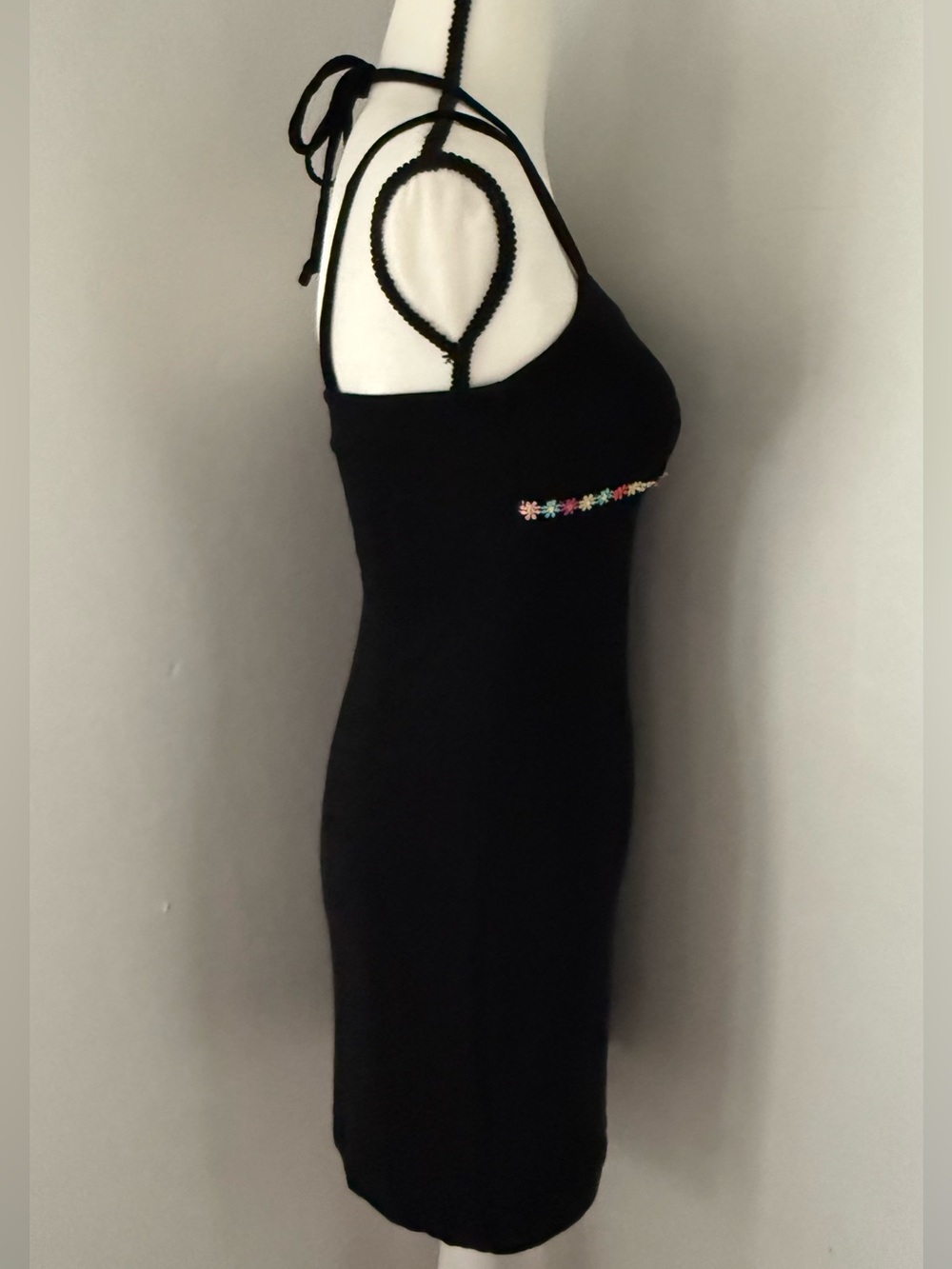 City Triangles Vintage Y2K Slinky Black Mini Dress Floral Detail Small - Picture 4 of 7